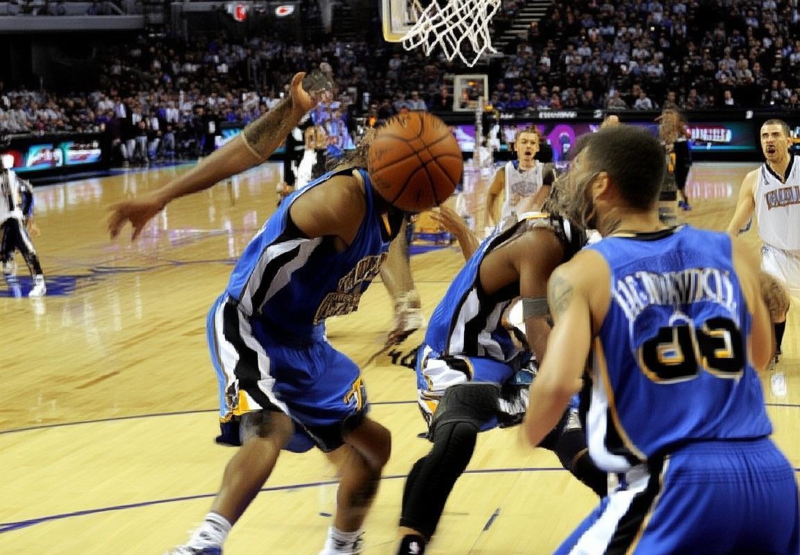 2009年NBA灰熊VS国王：经典重建期对决回顾(图1)