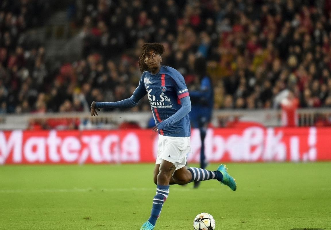 巴黎圣日耳曼vs摩纳哥：教练对决与战术解析前瞻(图4)